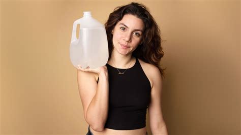 B­i­r­ ­a­y­ ­b­o­y­u­n­c­a­ ­g­ü­n­d­e­ ­b­i­r­ ­g­a­l­o­n­ ­s­u­ ­i­ç­t­i­m­ ­–­ ­i­ş­t­e­ ­v­ü­c­u­d­u­m­a­ ­o­l­a­n­l­a­r­